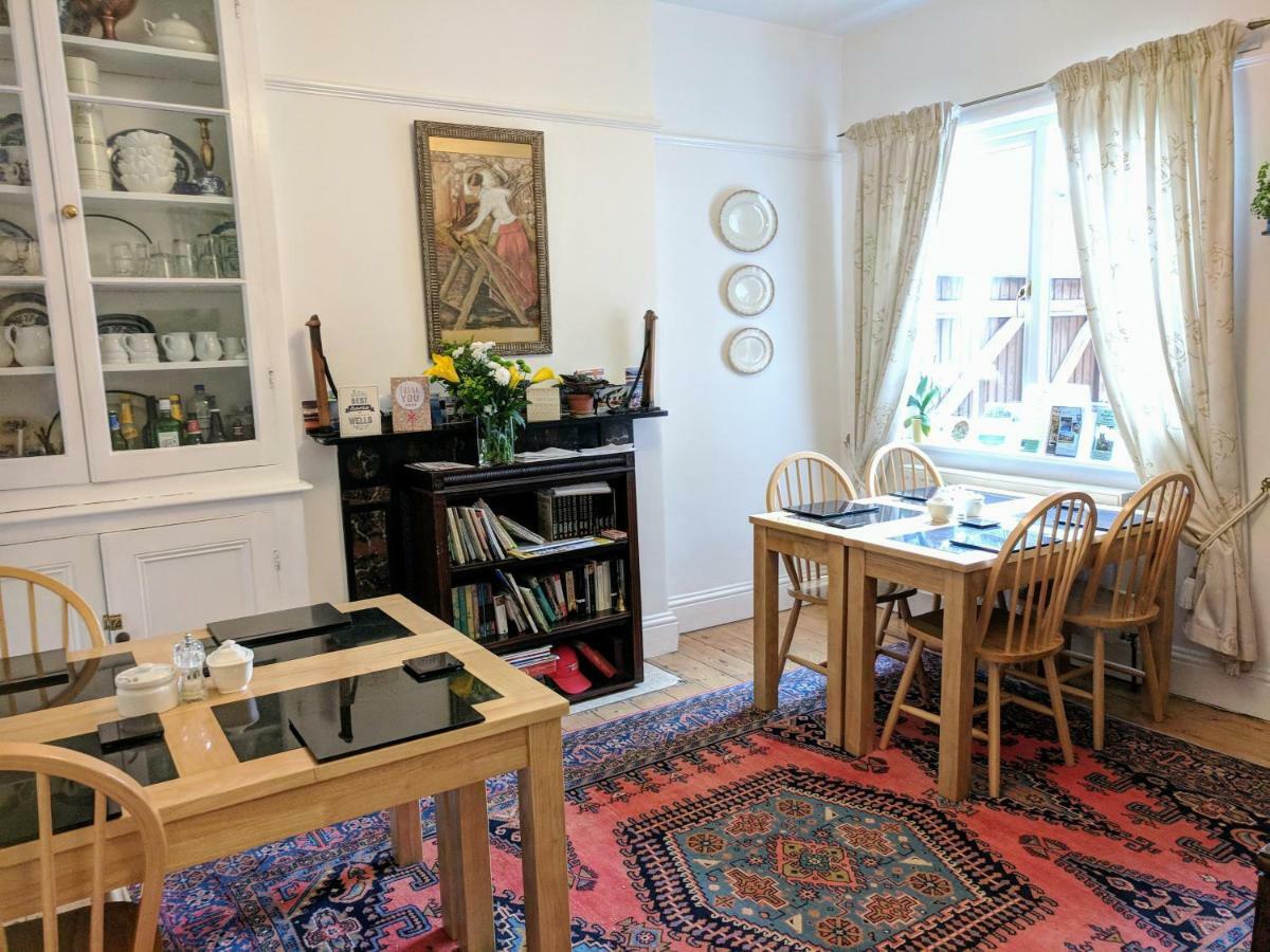 No. 23 Bed & Breakfast Wells Dış mekan fotoğraf